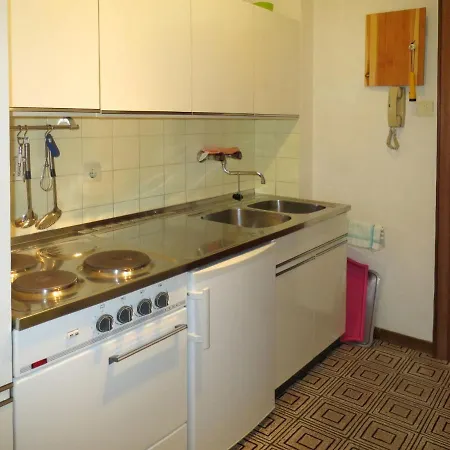 Apartment Seecorso - Vel205 By Interhome